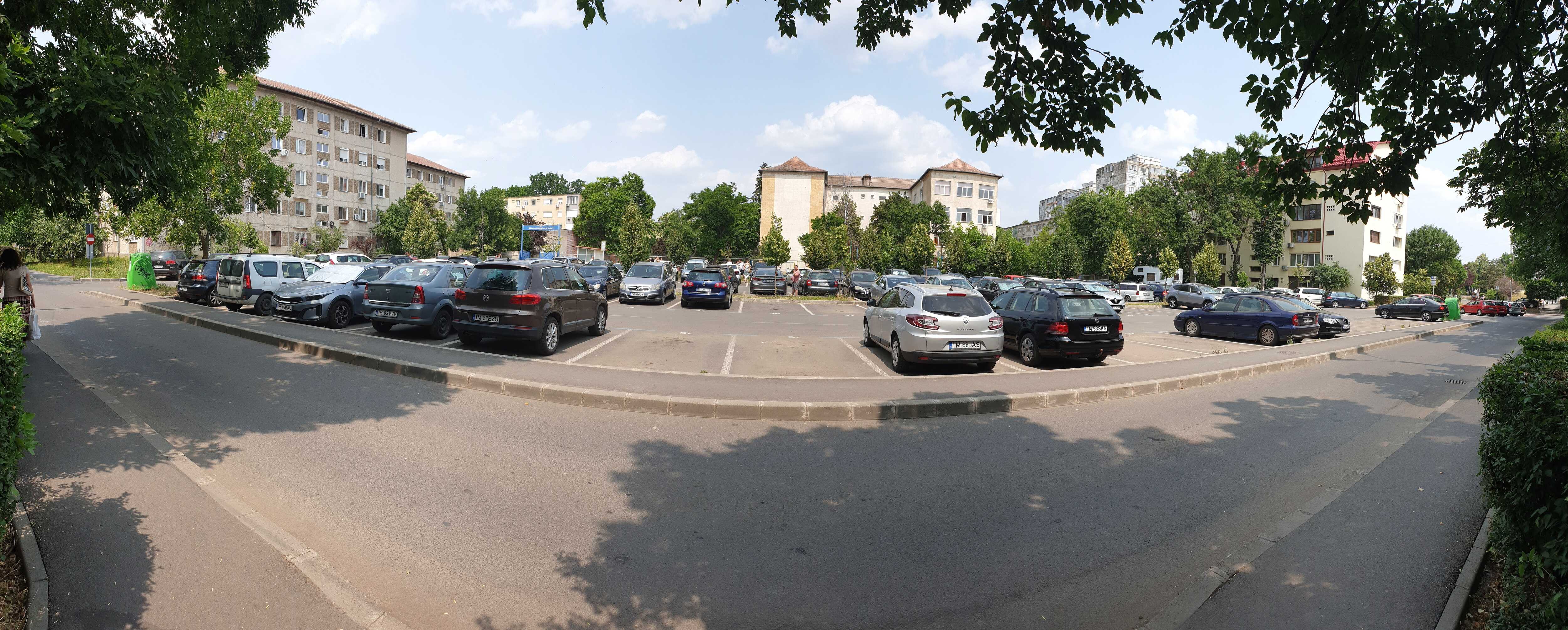 Parcare Publică Generoasă